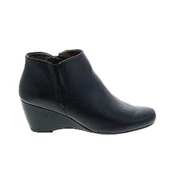 Naturalizer Natural Soul Black Ankle Boots - Size Unknown - Picture 1 of 11